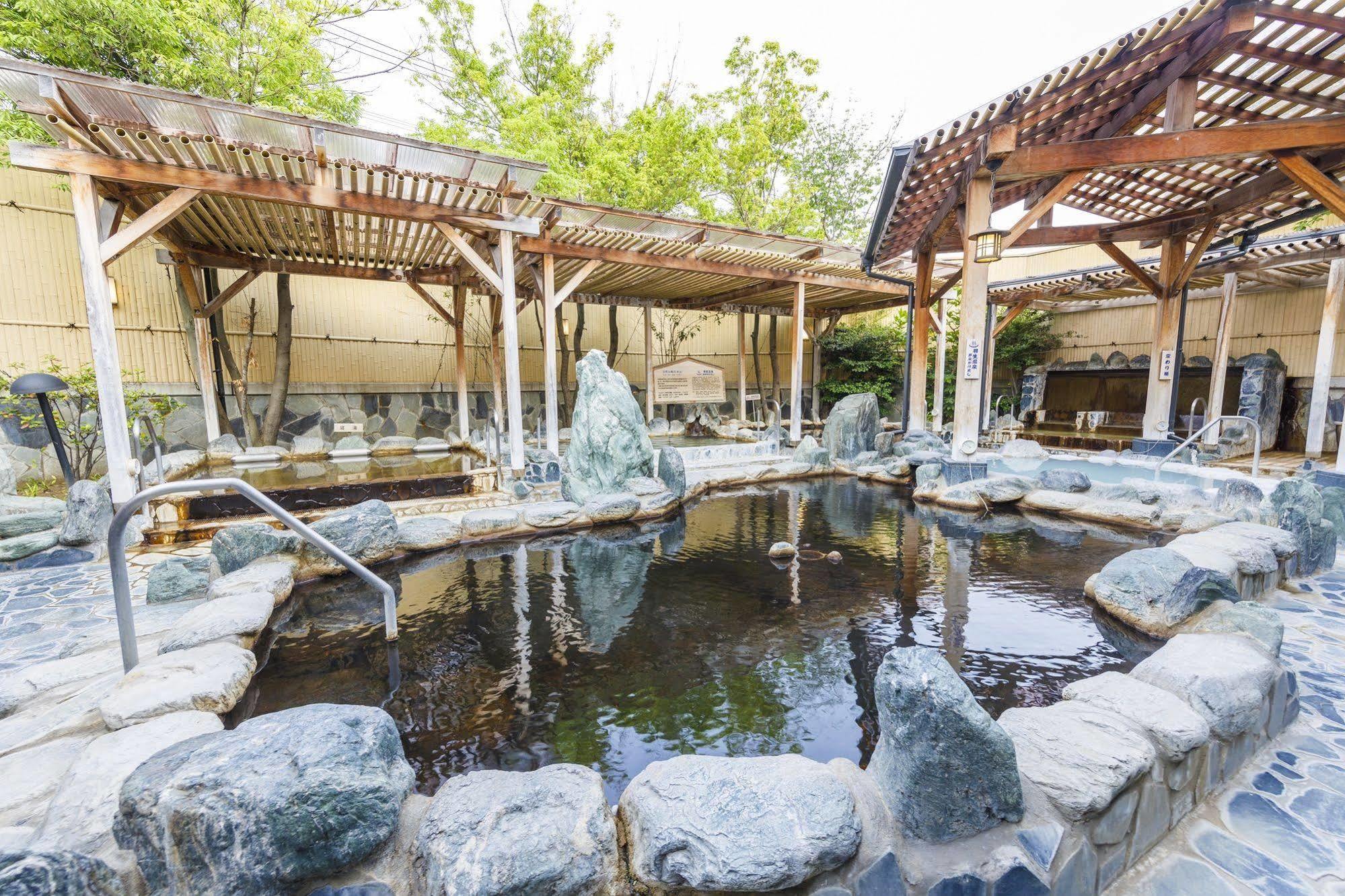 Route Inn Grantia Hanyu Spa Resort Exterior photo